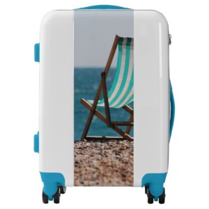 stripy_deckchair_luggage-r985fd0f87ce740adb6bc136a9888089f_647pp_512